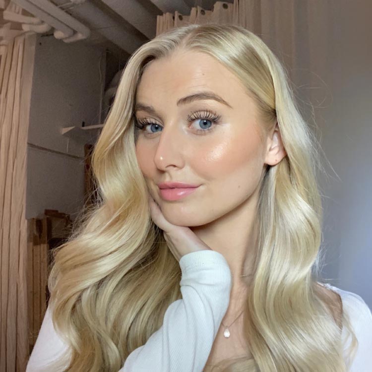 Bild på fransstylisten Julia